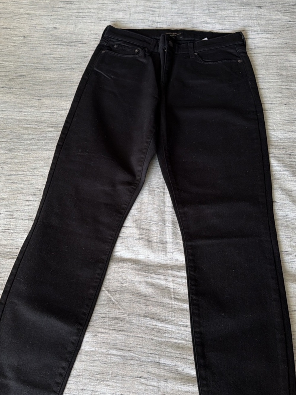 Banana Republic Women’s Skinny Jeans in Black